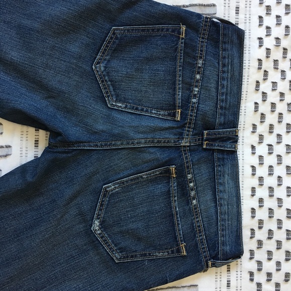 Old Navy Flare Jeans - Picture 6 of 7
